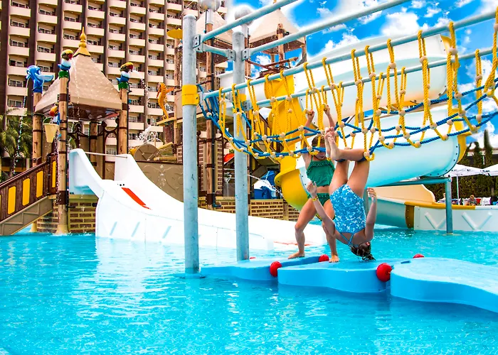 Best Cheap Hotels and Apartments in Benidorm