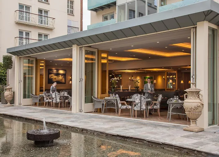 Top Hotels on Grafton Street, Dublin's Iconic Avenue