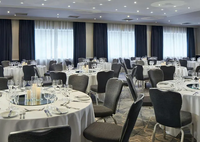 Best Hotels Near Portsmouth University